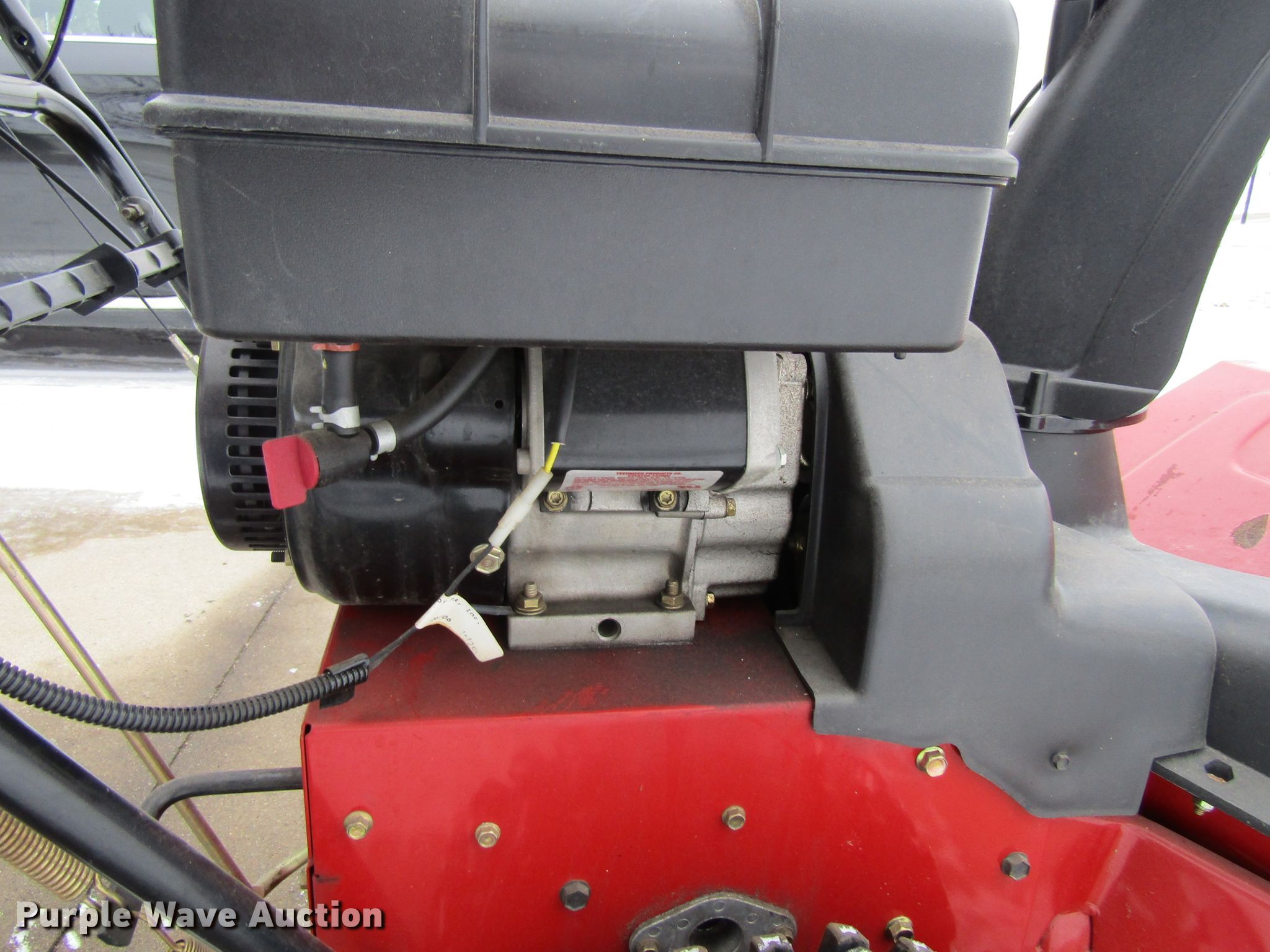 Toro Power Max 826 LE snow blower in Walford, IA Item GC9784 sold