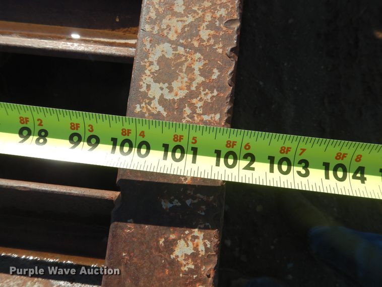 image for item DG8393 2000 Interstate 400LA equipment trailer