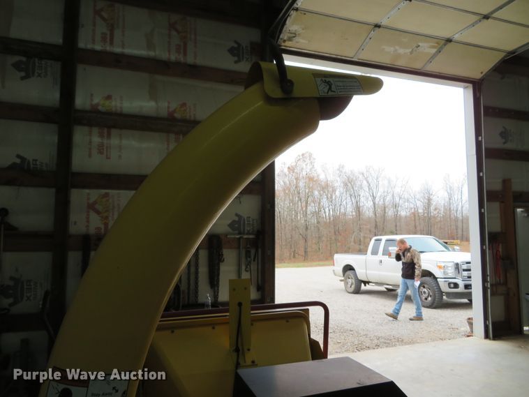 image for item DH0593 Power Tek 731  wood chipper