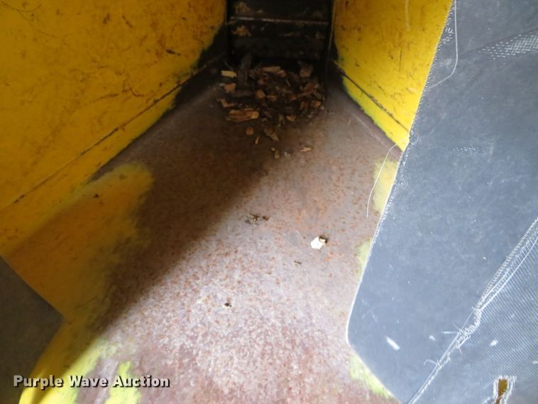 image for item DH0593 Power Tek 731  wood chipper