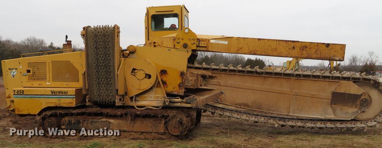 image for item DH0629 1993 Vermeer T850  trencher