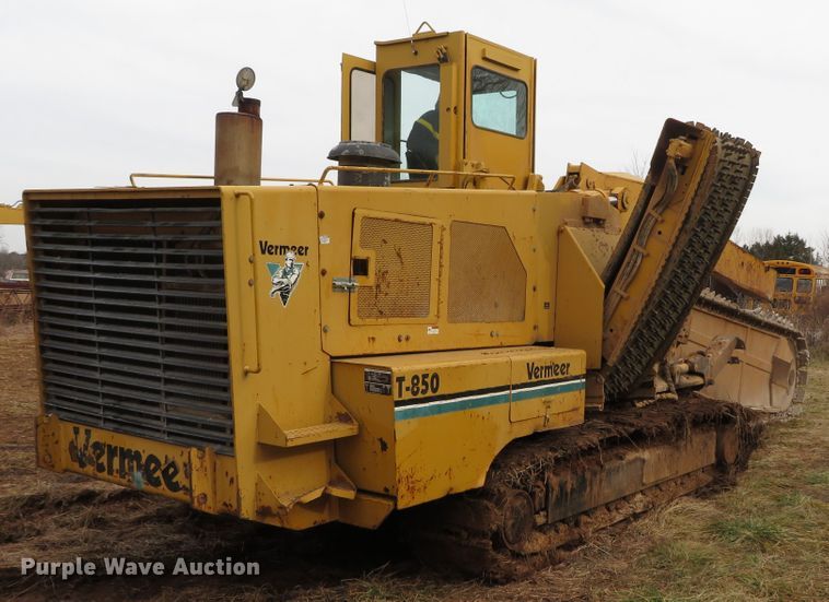 image for item DH0629 1993 Vermeer T850  trencher