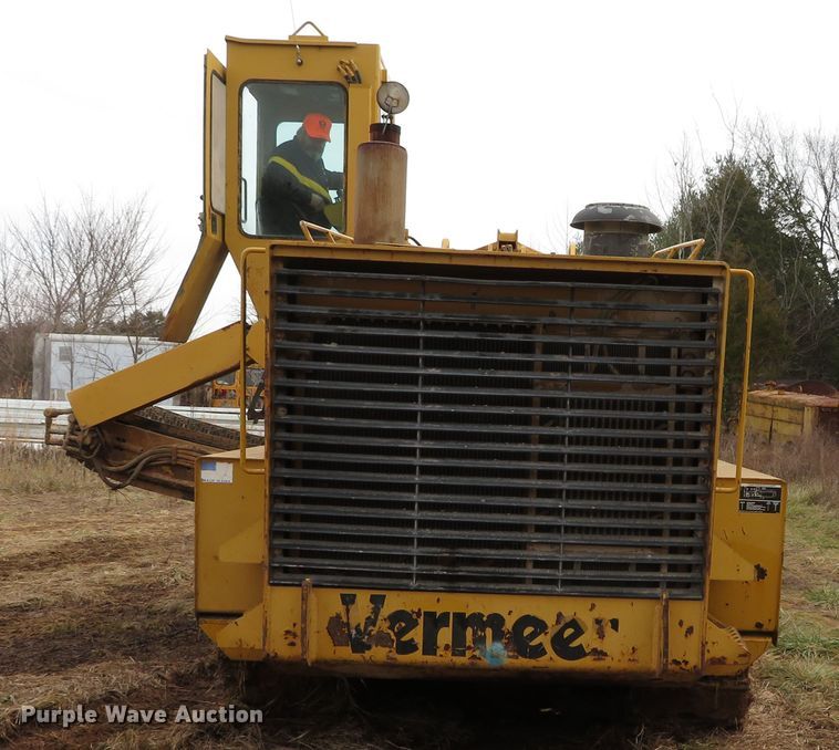 image for item DH0629 1993 Vermeer T850  trencher