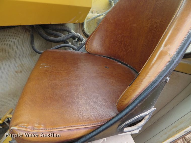 image for item DH0629 1993 Vermeer T850  trencher