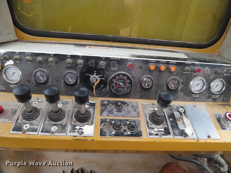 image for item DH0629 1993 Vermeer T850  trencher