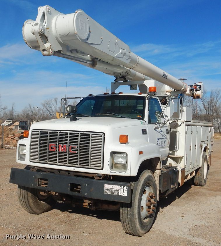 image for item DJ4905 1999 GMC C7500  bucket truck