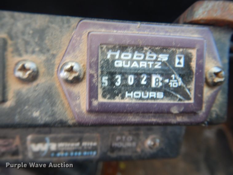 image for item DJ4905 1999 GMC C7500  bucket truck