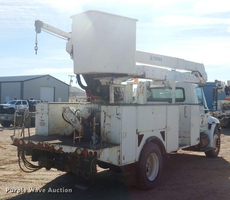 image for item DJ4906 2007 International 4300  bucket truck