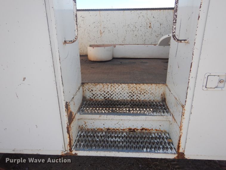 image for item DJ4906 2007 International 4300  bucket truck