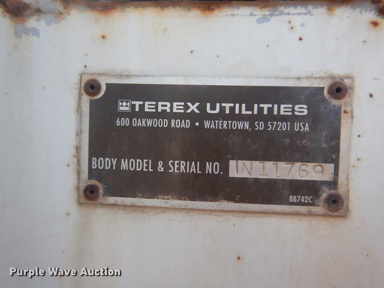 image for item DJ4906 2007 International 4300  bucket truck