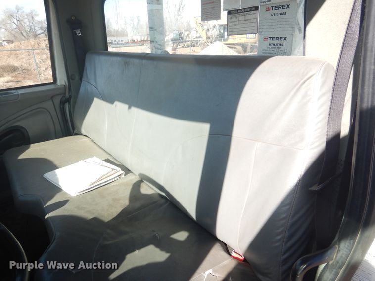 image for item DJ4906 2007 International 4300  bucket truck