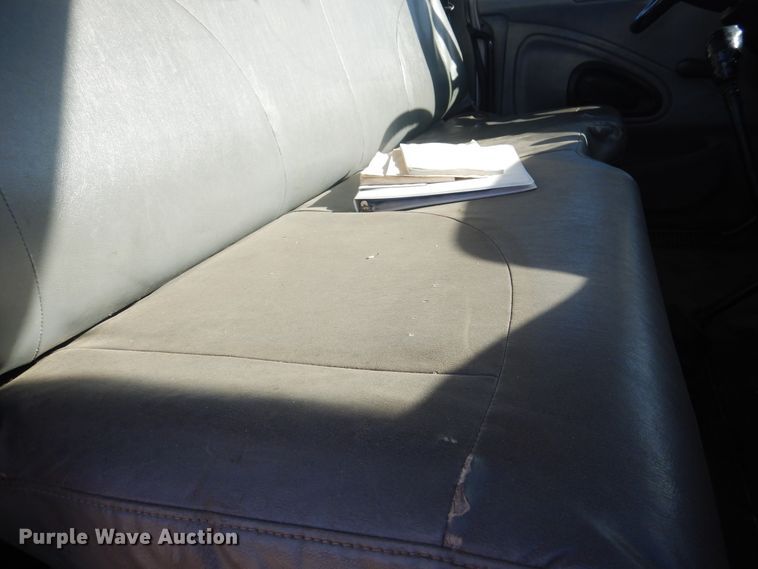 image for item DJ4906 2007 International 4300  bucket truck