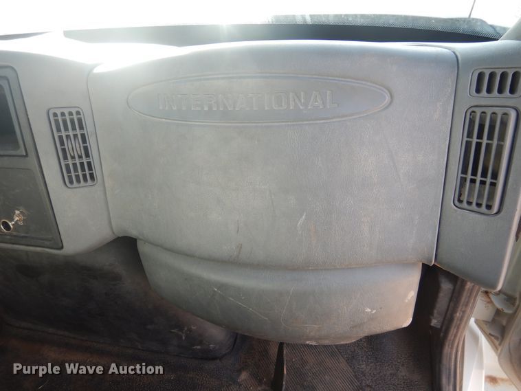 image for item DJ4906 2007 International 4300  bucket truck