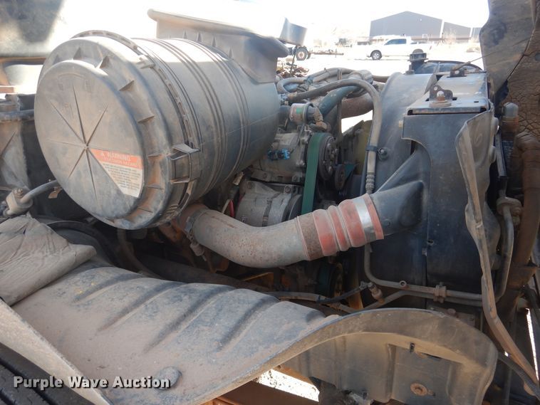 image for item DJ4906 2007 International 4300  bucket truck