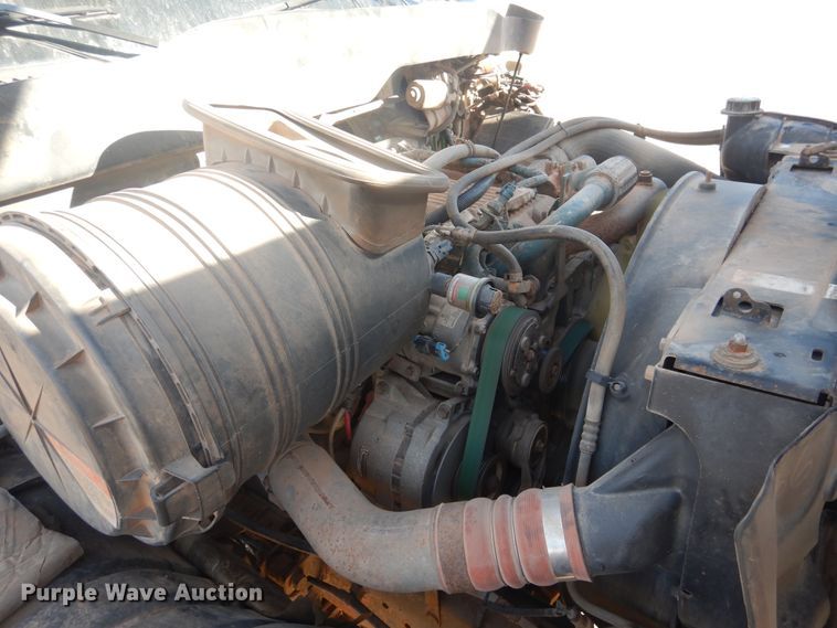 image for item DJ4906 2007 International 4300  bucket truck