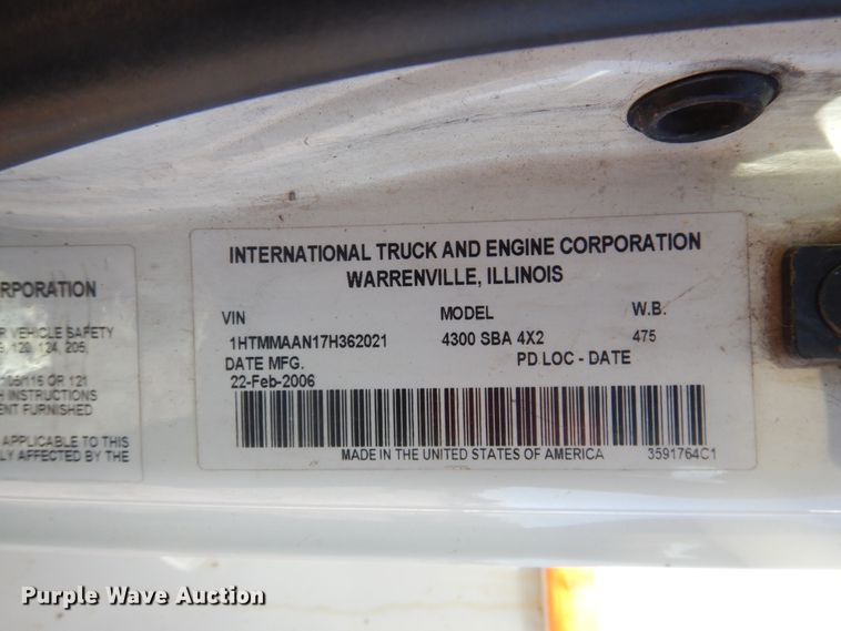 image for item DJ4906 2007 International 4300  bucket truck