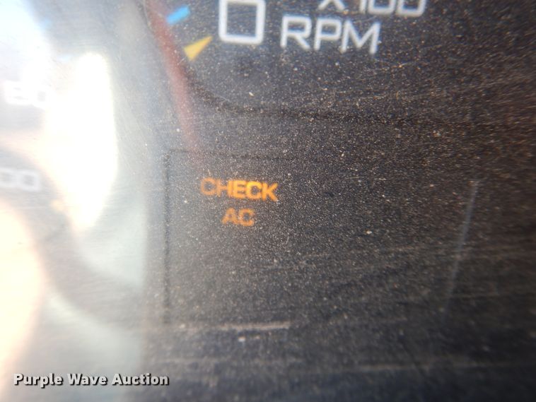 image for item DJ4907 2005 International 4300  pressure digger derrick truck