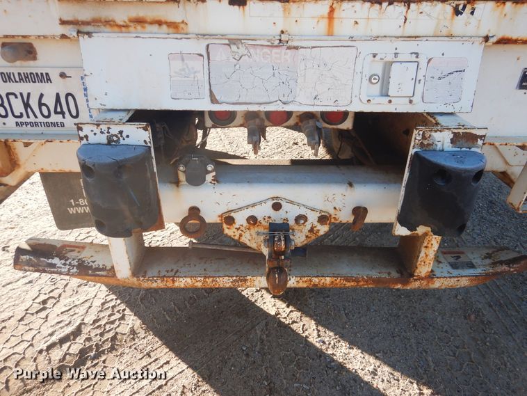 image for item DJ4908 2005 International 7300  pressure digger derrick truck