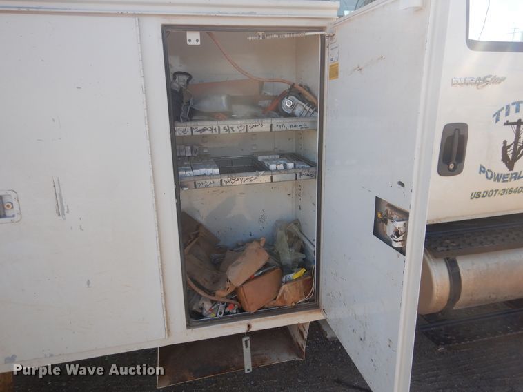 image for item DJ4910 2009 International 4300  bucket truck