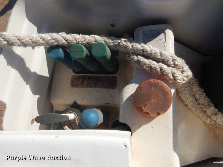 image for item DJ4910 2009 International 4300  bucket truck