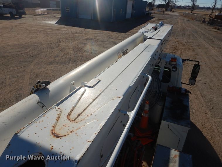 image for item DJ4910 2009 International 4300  bucket truck