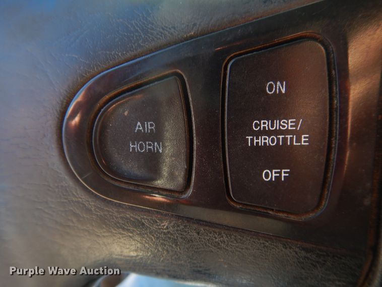 image for item DJ4910 2009 International 4300  bucket truck