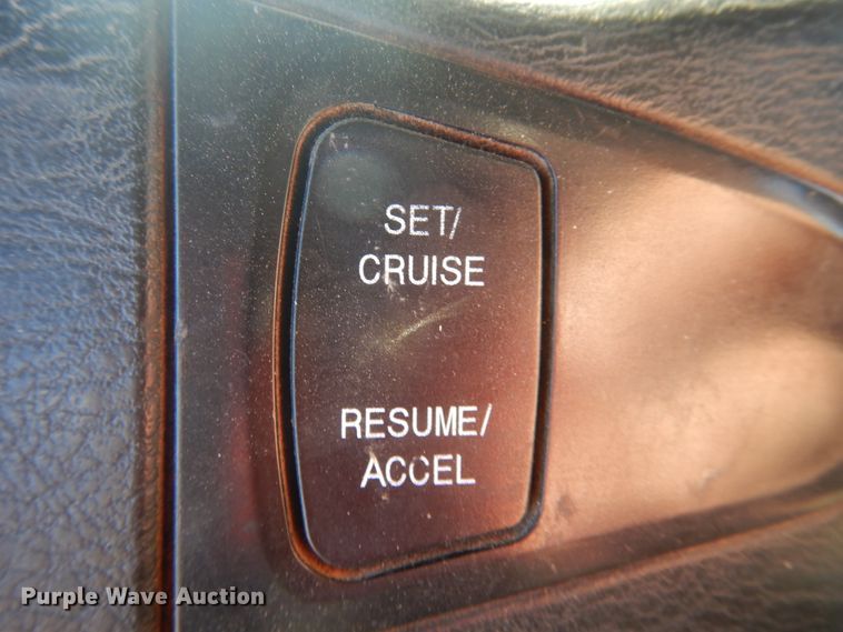 image for item DJ4910 2009 International 4300  bucket truck