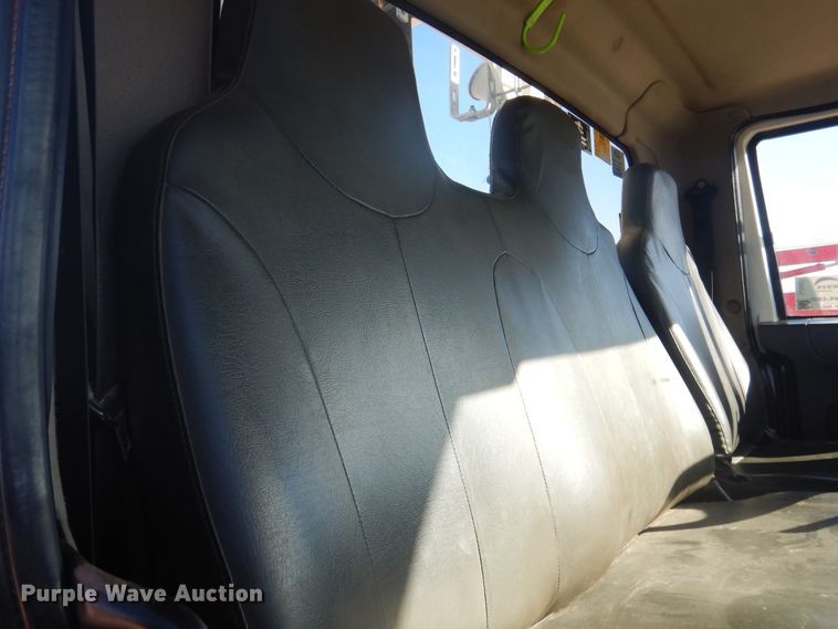 image for item DJ4910 2009 International 4300  bucket truck