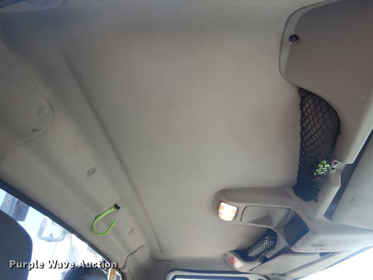 image for item DJ4910 2009 International 4300  bucket truck