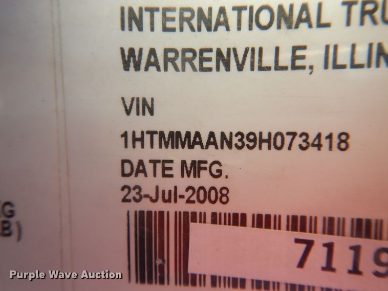 image for item DJ4910 2009 International 4300  bucket truck