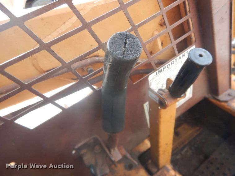 image for item DJ4912 1993 Case 1845C  skid steer loader