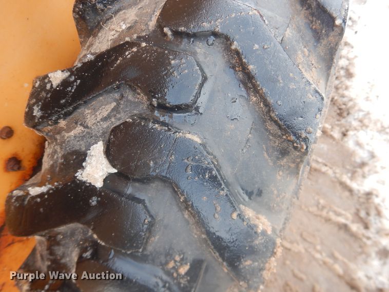 image for item DJ4912 1993 Case 1845C  skid steer loader