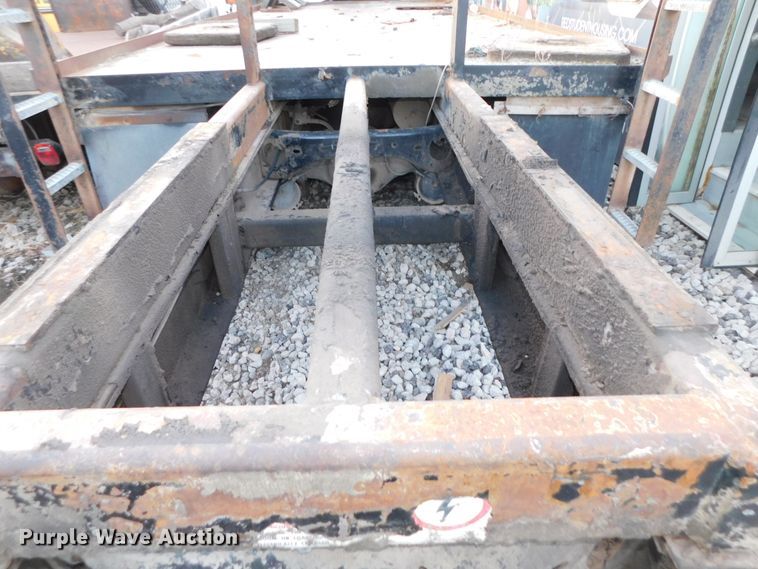 image for item DJ5873 Flatbed