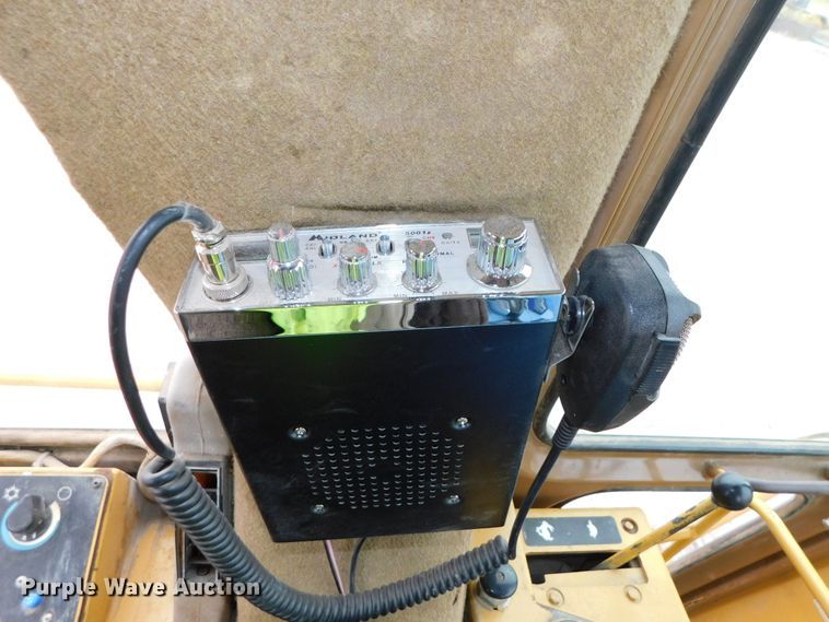 image for item DJ5886 1997 Caterpillar 963B  track loader