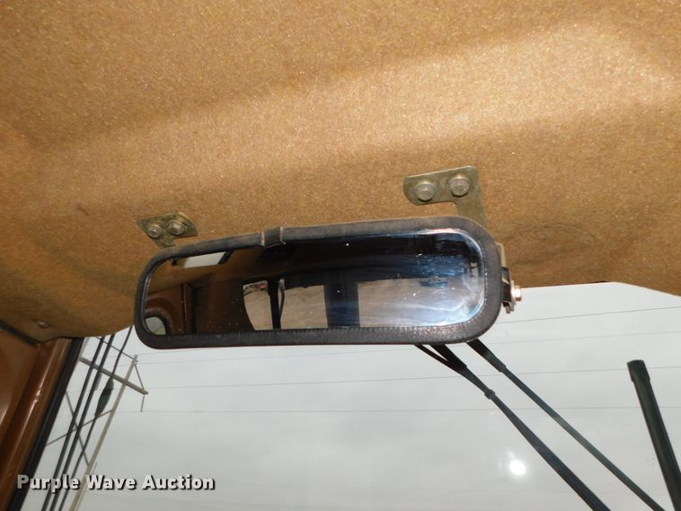 image for item DJ5886 1997 Caterpillar 963B  track loader