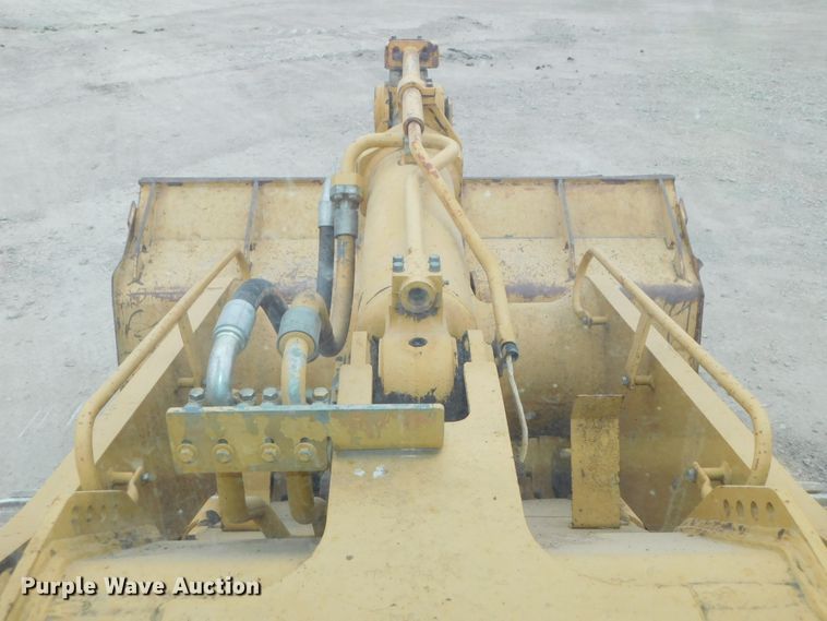 image for item DJ5886 1997 Caterpillar 963B  track loader