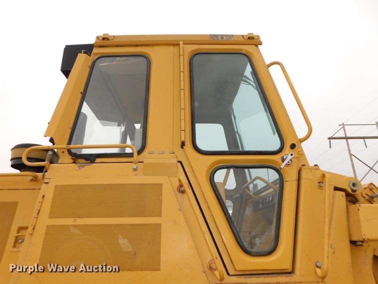 image for item DJ5886 1997 Caterpillar 963B  track loader