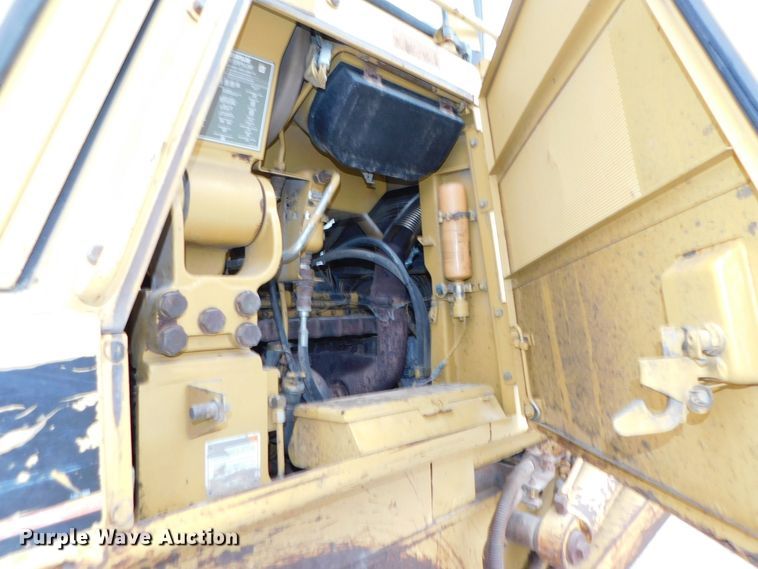 image for item DJ5886 1997 Caterpillar 963B  track loader
