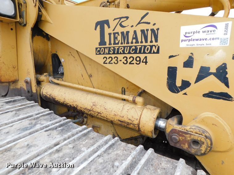 image for item DJ5886 1997 Caterpillar 963B  track loader