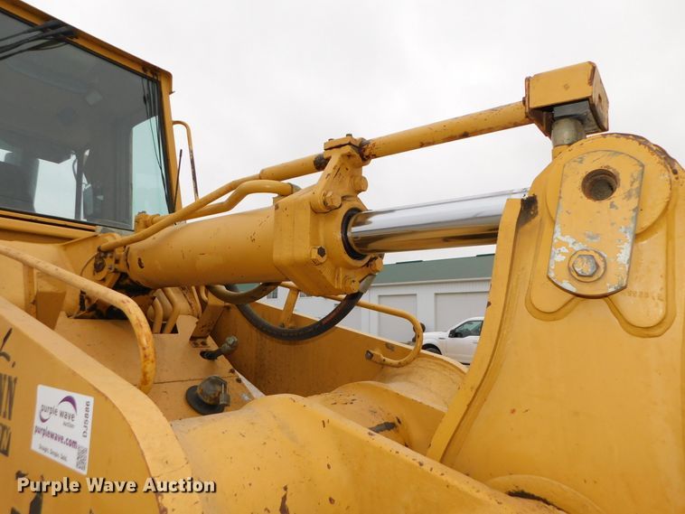 image for item DJ5886 1997 Caterpillar 963B  track loader