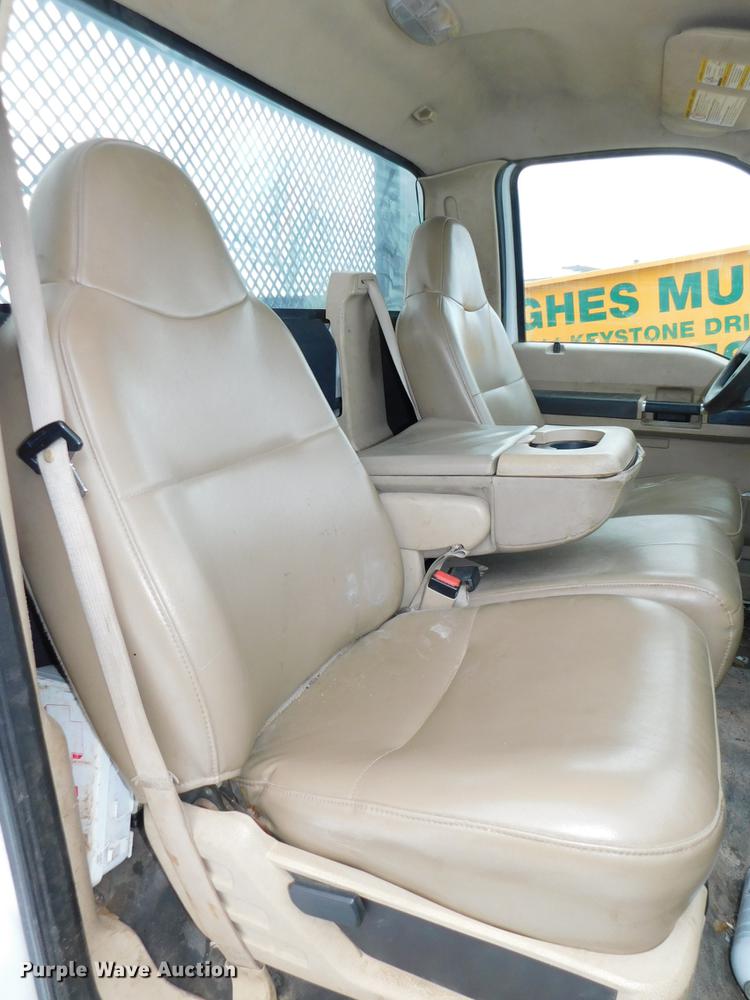 image for item DJ5897 2009 Ford F450 Super Duty XL  flatbed truck