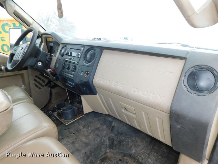 image for item DJ5897 2009 Ford F450 Super Duty XL  flatbed truck