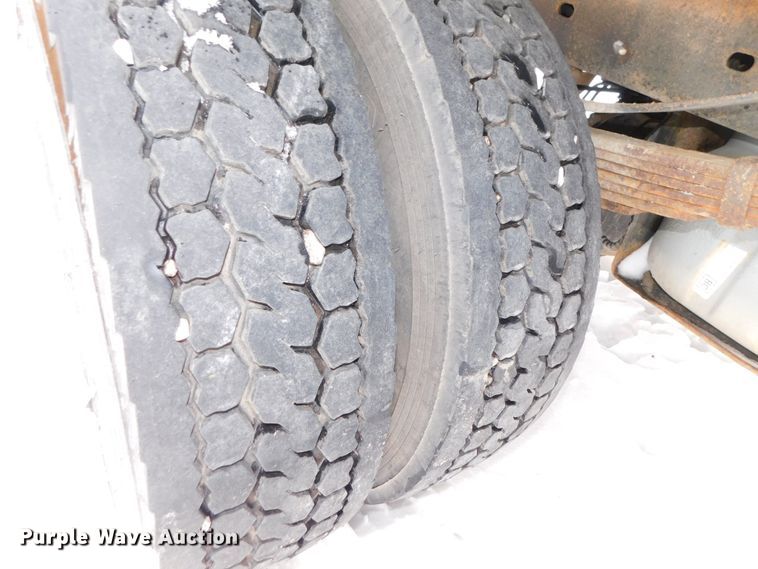 image for item DJ5897 2009 Ford F450 Super Duty XL  flatbed truck