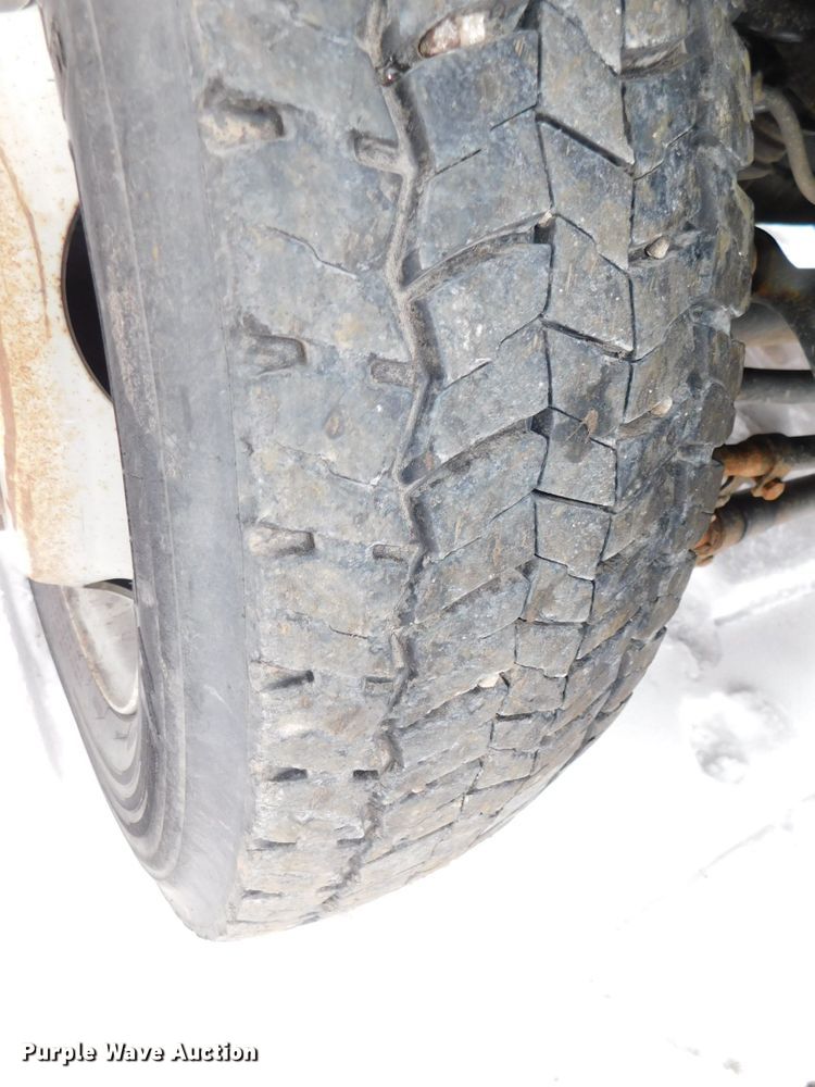 image for item DJ5897 2009 Ford F450 Super Duty XL  flatbed truck