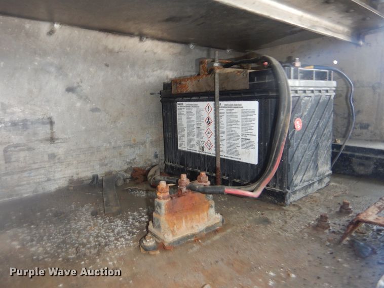 image for item DJ8575 1996 Leach end dump pup trailer