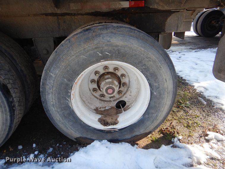 image for item DJ8575 1996 Leach end dump pup trailer