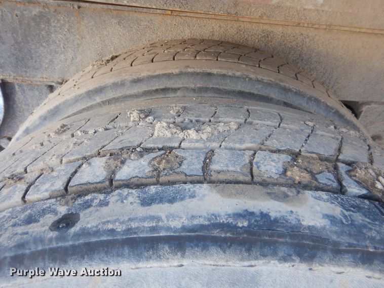 image for item DJ8575 1996 Leach end dump pup trailer