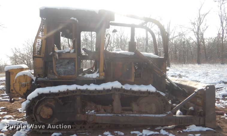 image for item DJ8577 1983 Caterpillar D6D  dozer