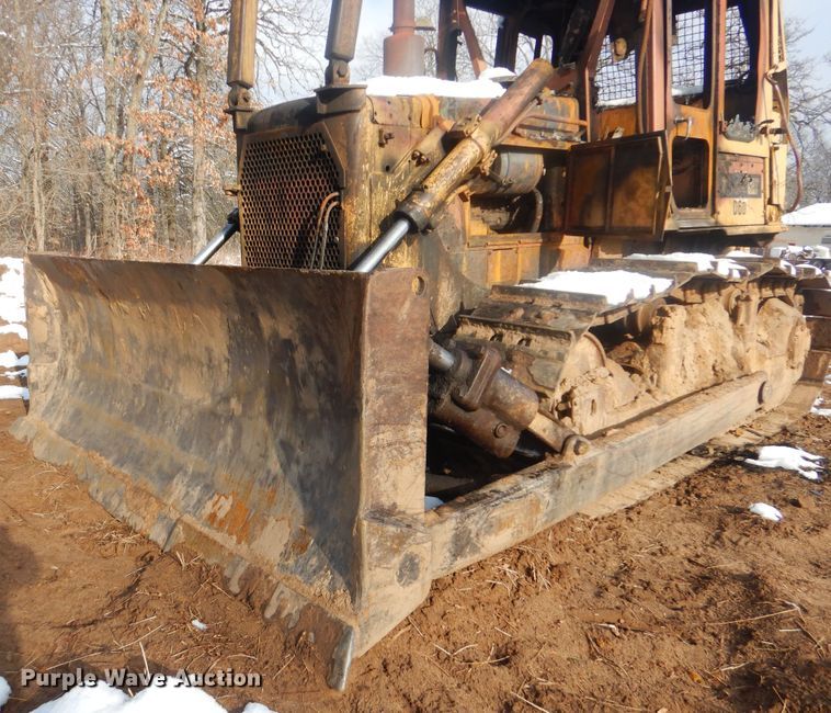 image for item DJ8577 1983 Caterpillar D6D  dozer