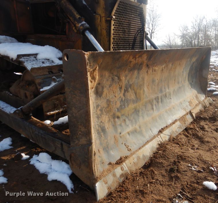 image for item DJ8577 1983 Caterpillar D6D  dozer